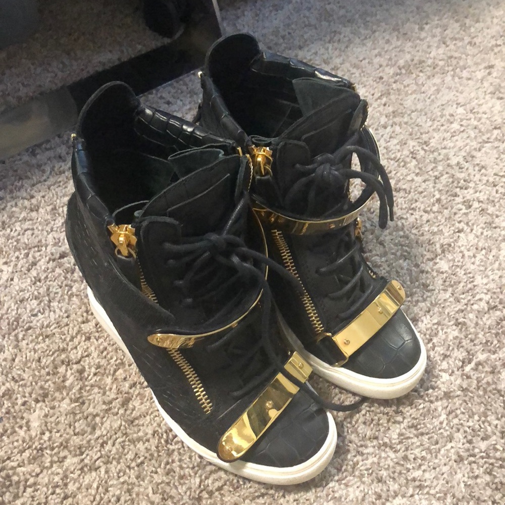 High heel sneakers